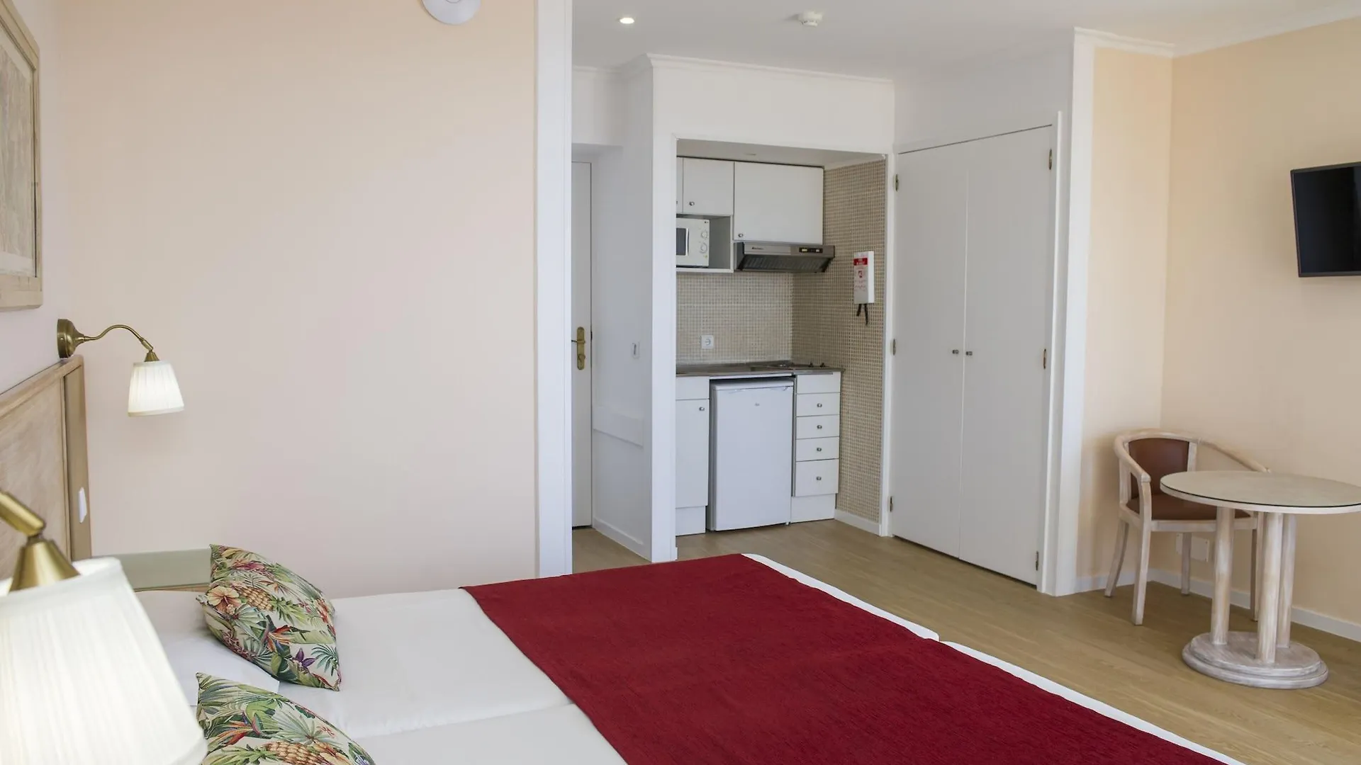 Buganvilia Studio Hotel Funchal
